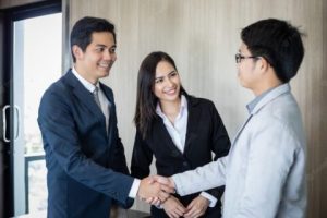 Pentingnya Kontrak Kerja Legal Dalam Bisnis Fondasi Hubungan Industrial Yang Kuat Dan Adil