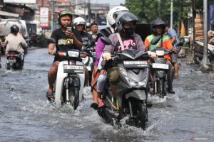 Menganalisis Penyebab Motor Mogok Di Tengah Jalan Akibat Banjir Dan Cara Mengatasinya