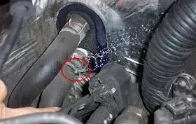 Mengenal Tanda Tanda Vacuum Hose Mobil Bocor Dampak Dan Cara Mengatasinya
